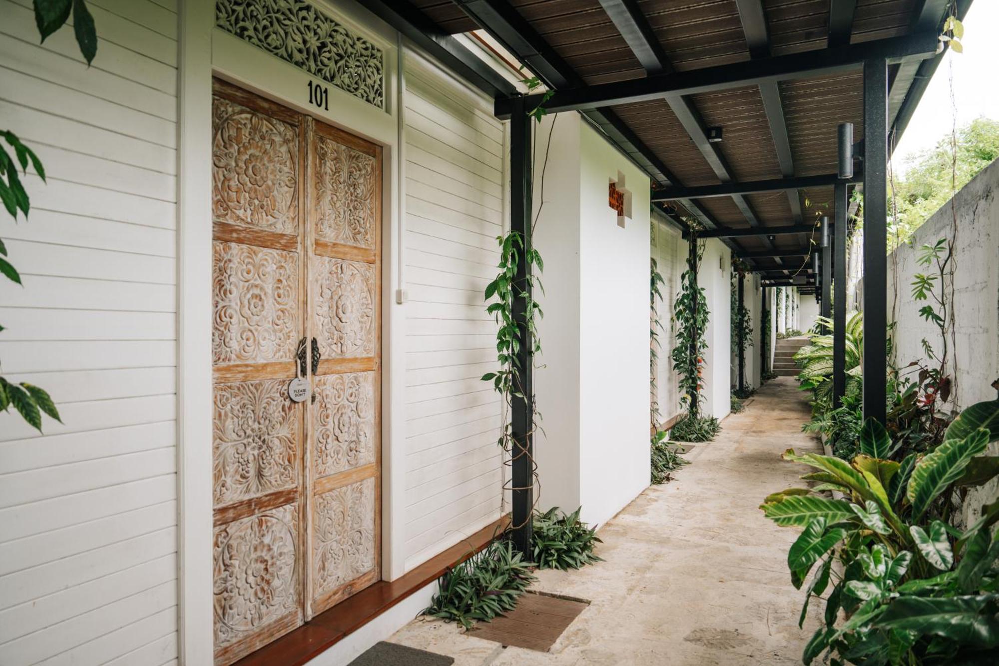 Mambo Hill Resort Ped Exterior photo
